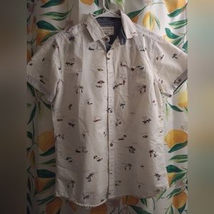 Free Planet button up small